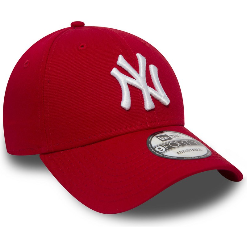 casquette-courbee-rouge-ajustable-9forty-essential-new-york-yankees-mlb-new-era