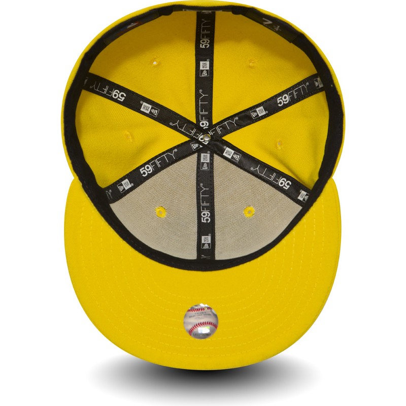 casquette-plate-jaune-fonce-ajustee-59fifty-essential-new-york-yankees-mlb-new-era