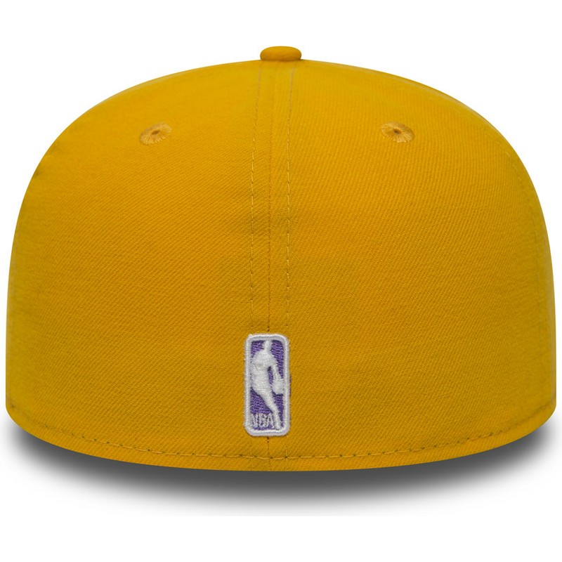 casquette-plate-jaune-ajustee-59fifty-essential-los-angeles-lakers-nba-new-era