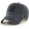 casquette-courbee-noire-avec-logo-noir-new-york-yankees-mlb-clean-up-47-brand