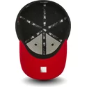 casquette-courbee-noire-et-rouge-ajustee-39thirty-black-base-chicago-bulls-nba-new-era