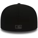 casquette-plate-noire-ajustee-avec-logo-et-visiere-grise-59fifty-grey-collection-new-york-yankees-mlb-new-era