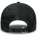 casquette-courbee-camouflage-noire-ajustable-avec-logo-noir-9twenty-essential-packable-new-york-yankees-mlb-new-era