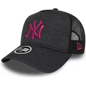 casquette-trucker-grise-9forty-essential-pull-new-york-yankees-mlb-new-era