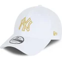 casquette-courbee-blanche-ajustable-9forty-metallic-logo-new-york-yankees-mlb-new-era