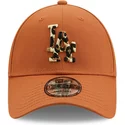 casquette-courbee-marron-ajustable-9forty-camo-infill-los-angeles-dodgers-mlb-new-era