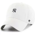 casquette-courbee-blanche-ajustable-clean-up-base-runner-new-york-yankees-mlb-47-brand