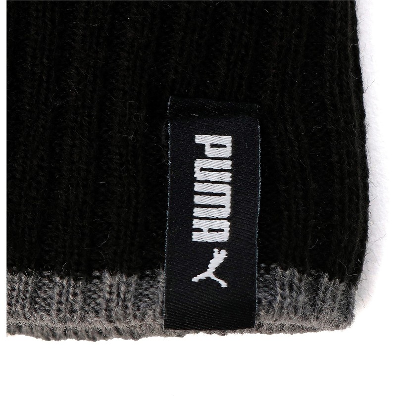 bonnet-noir-avec-pompom-puma