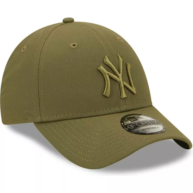 casquette-courbee-verte-snapback-avec-logo-vert-9forty-repreve-new-york-yankees-mlb-new-era