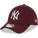 casquette-courbee-grenat-ajustee-39thirty-league-essential-new-york-yankees-mlb-new-era