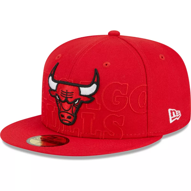 casquette-plate-rouge-ajustee-59fifty-draft-edition-2023-chicago-bulls-nba-new-era
