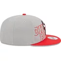 casquette-plate-grise-et-rouge-snapback-9fifty-draft-edition-2023-chicago-bulls-nba-new-era