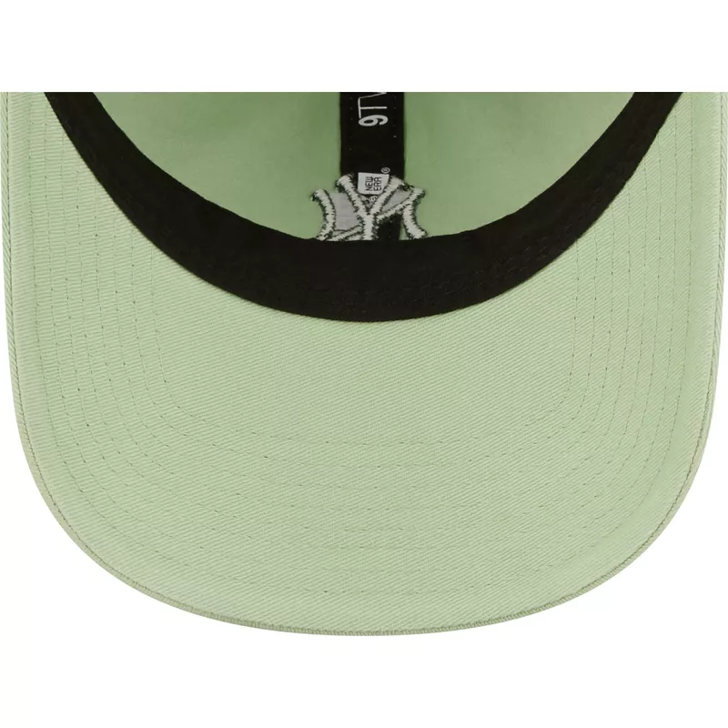 casquette-courbee-verte-claire-ajustable-avec-logo-vert-9twenty-mini-logo-new-york-yankees-mlb-new-era