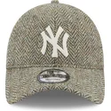 casquette-courbee-grise-ajustable-9twenty-tweed-pack-new-york-yankees-mlb-new-era