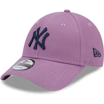 Casquette courbée violette ajustable avec logo bleu marine 9FORTY League Essential New York Yankees MLB New Era