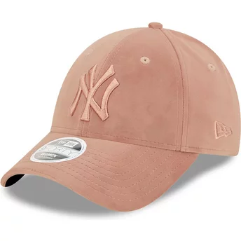 Casquette courbée rose ajustable avec logo rose pour femme 9FORTY Velour New York Yankees MLB New Era