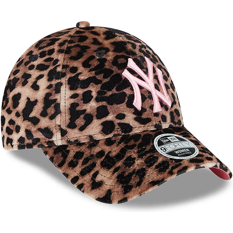 casquette-courbee-leopard-ajustable-avec-logo-rose-pour-femme-9forty-velour-new-york-yankees-mlb-new-era