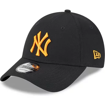 Casquette courbée noire ajustable avec logo orange 9FORTY League Essential New York Yankees MLB New Era