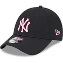 casquette-courbee-noire-ajustable-avec-logo-rose-9forty-neon-new-york-yankees-mlb-new-era