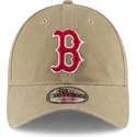 casquette-courbee-marron-claire-ajustable-avec-logo-rouge-9twenty-core-classic-boston-red-sox-mlb-new-era