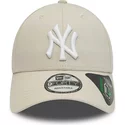 casquette-courbee-beige-ajustable-9forty-repreve-league-essential-new-york-yankees-mlb-new-era