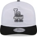 casquette-courbee-blanche-et-noire-snapback-golfer-chrome-logo-los-angeles-dodgers-mlb-new-era