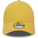 casquette-courbee-jaune-ajustable-9forty-essential-new-era