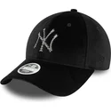 casquette-courbee-noire-ajustable-pour-femme-9forty-velour-diamante-new-york-yankees-mlb-new-era