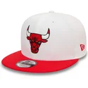 casquette-plate-blanche-et-rouge-snapback-9fifty-white-crown-patch-chicago-bulls-nba-new-era