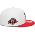 casquette-plate-blanche-et-rouge-snapback-9fifty-white-crown-patch-chicago-bulls-nba-new-era