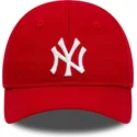 casquette-courbee-rouge-ajustable-pour-enfant-9forty-league-essential-inf-new-york-yankees-mlb-new-era