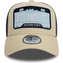 casquette-trucker-beige-et-noire-a-frame-license-plate-los-angeles-villes-et-plages-new-era