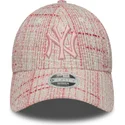 casquette-courbee-rose-ajustable-pour-femme-avec-logo-rose-9forty-tweed-new-york-yankees-mlb-new-era