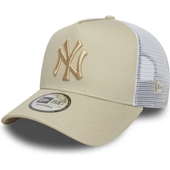 Casquette trucker beige et blanche avec logo beige A Frame League Essential New York Yankees MLB New Era