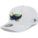 casquette-trucker-blanche-9seventy-perf-spring-training-fan-pack-2025-tampa-bay-rays-mlb-new-era