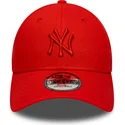 casquette-courbee-rouge-ajustable-avec-logo-rouge-9forty-colour-pack-new-york-yankees-mlb-new-era