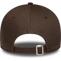casquette-courbee-marron-ajustable-pour-femme-avec-logo-beige-9forty-league-essential-new-york-yankees-mlb-new-era