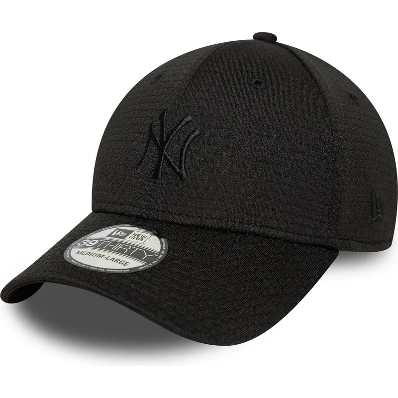 casquette-courbee-noire-ajustee-avec-logo-noir-39thirty-stretch-mesh-new-york-yankees-mlb-new-era