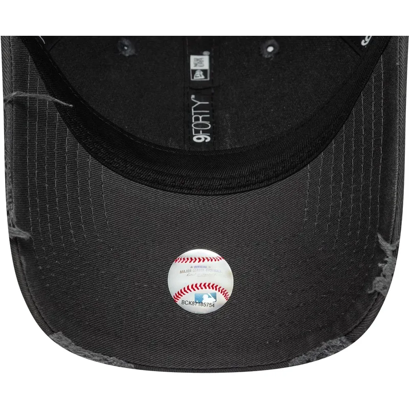 casquette-courbee-grise-ajustable-avec-logo-grise-9forty-wash-distress-los-angeles-dodgers-mlb-new-era