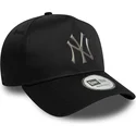 casquette-courbee-noire-snapback-9forty-e-frame-metallic-new-york-yankees-mlb-new-era