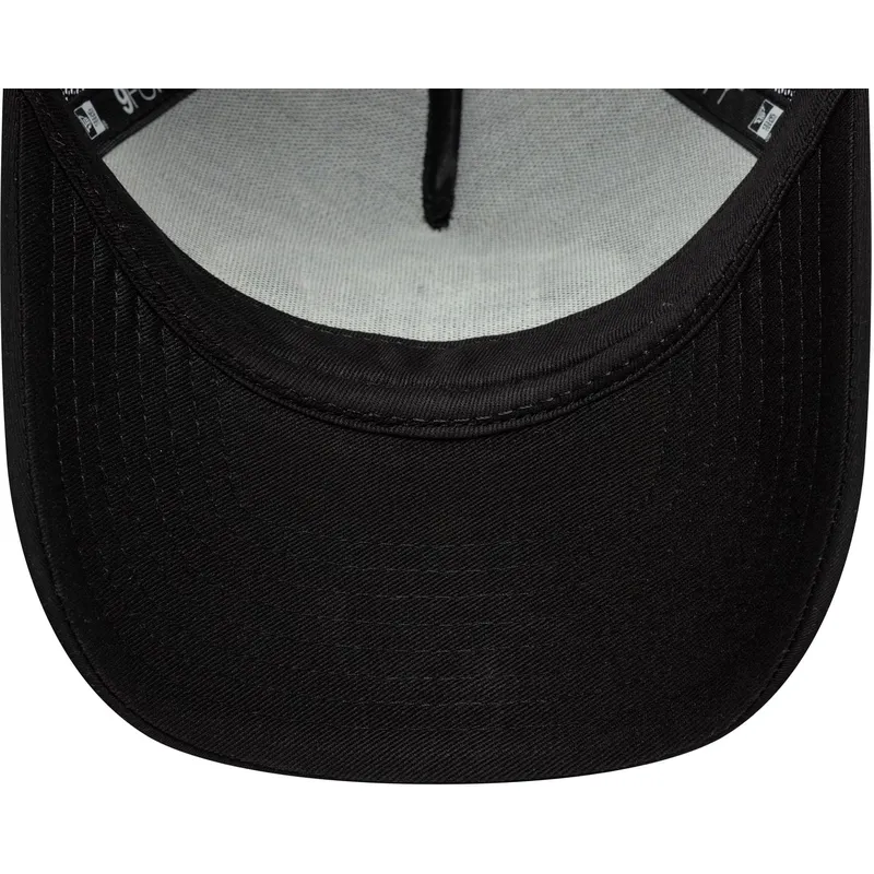 casquette-trucker-noire-9forty-m-crown-graphic-new-era