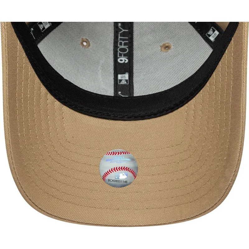 casquette-courbee-marron-ajustable-con-logo-leopard-pour-femme-9forty-animal-infill-los-angeles-dodgers-mlb-new-era