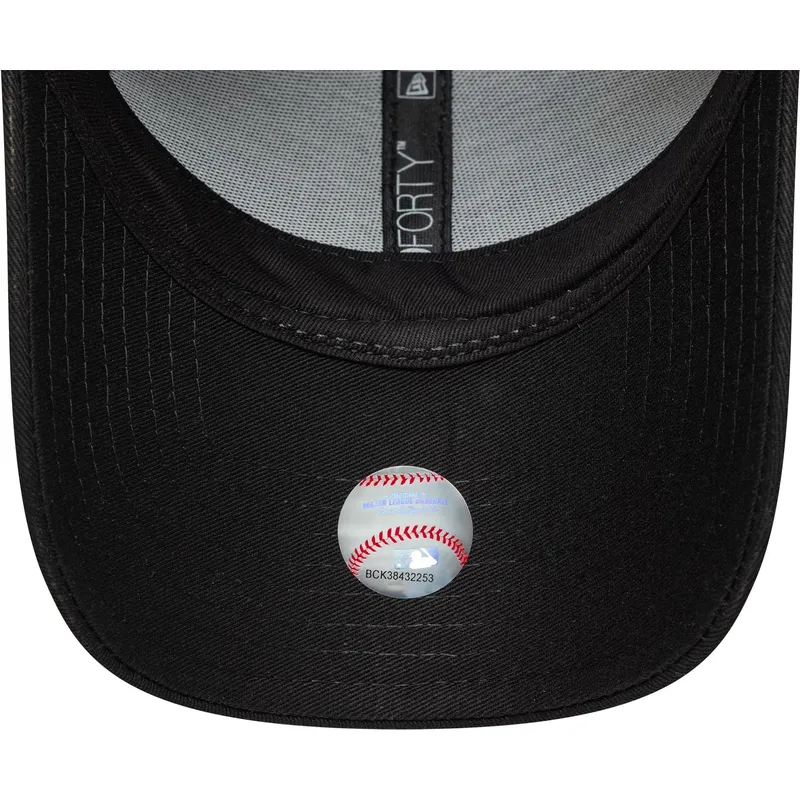 casquette-courbee-noire-ajustable-avec-logo-noir-pour-femme-9forty-bow-back-new-york-yankees-mlb-new-era