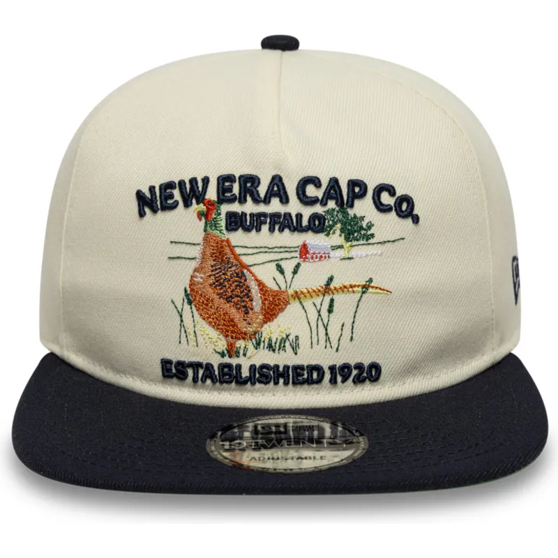 casquette-plate-beige-et-bleue-marine-ajustable-19twenty-outdoor-graphic-new-era