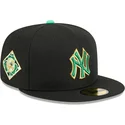 casquette-plate-noire-ajustee-59fifty-saint-patrick-s-day-new-york-yankees-mlb-new-era