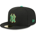 casquette-plate-noire-ajustee-59fifty-saint-patrick-s-day-new-york-yankees-mlb-new-era