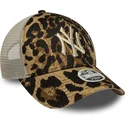 casquette-trucker-leopard-pour-femme-9forty-m-crown-a-frame-lionpard-new-york-yankees-mlb-new-era