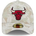 casquette-courbee-beige-ajustee-59forty-a-frame-leafy-palm-chicago-bulls-nba-new-era