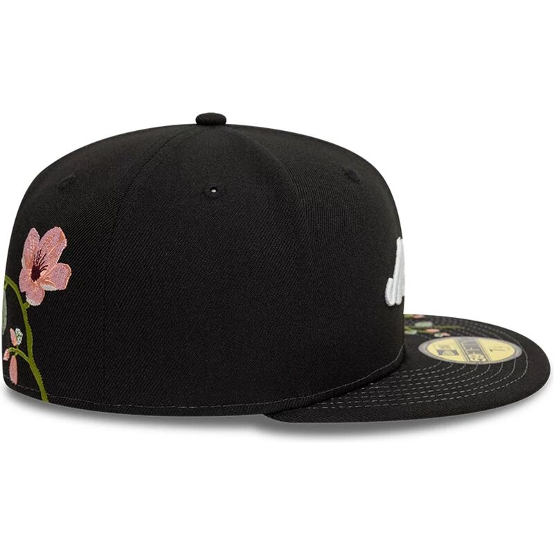 casquette-plate-noire-ajustee-59fifty-floral-emb-new-era