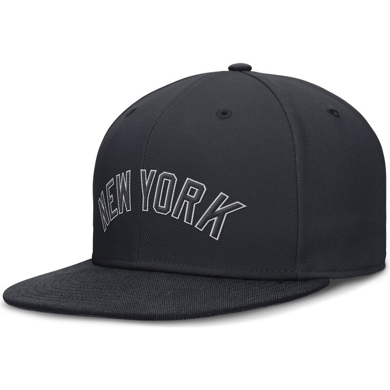 casquette-plate-bleue-marine-ajustee-dri-fit-true-structured-round-bill-new-york-yankees-mlb-nike